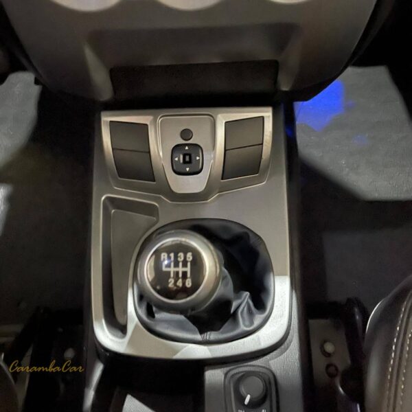T4 - 4x4 3.2 20V Tdi Cap. Rígida Diesel - Image 19
